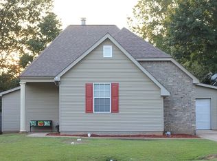 2330 Rue Toulander St, Mandeville, LA 70448