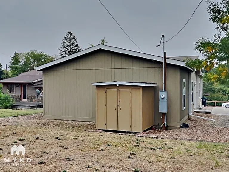 706 Iowa St — Photo 21