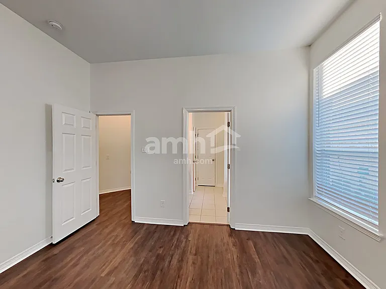 2204 Perkins Crossing Dr — Photo 9