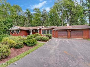 3171 Hemlock Hill Rd, Pocono Pines, PA 18350