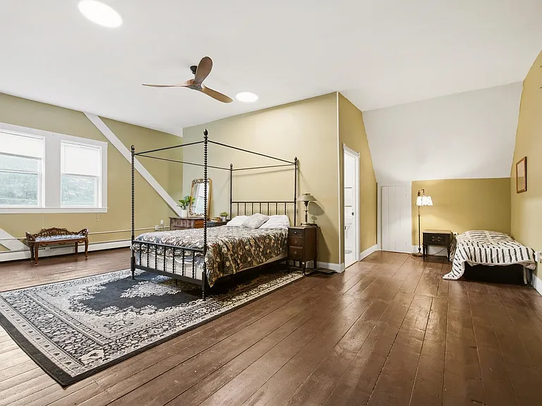 42 Maple St — Photo 27