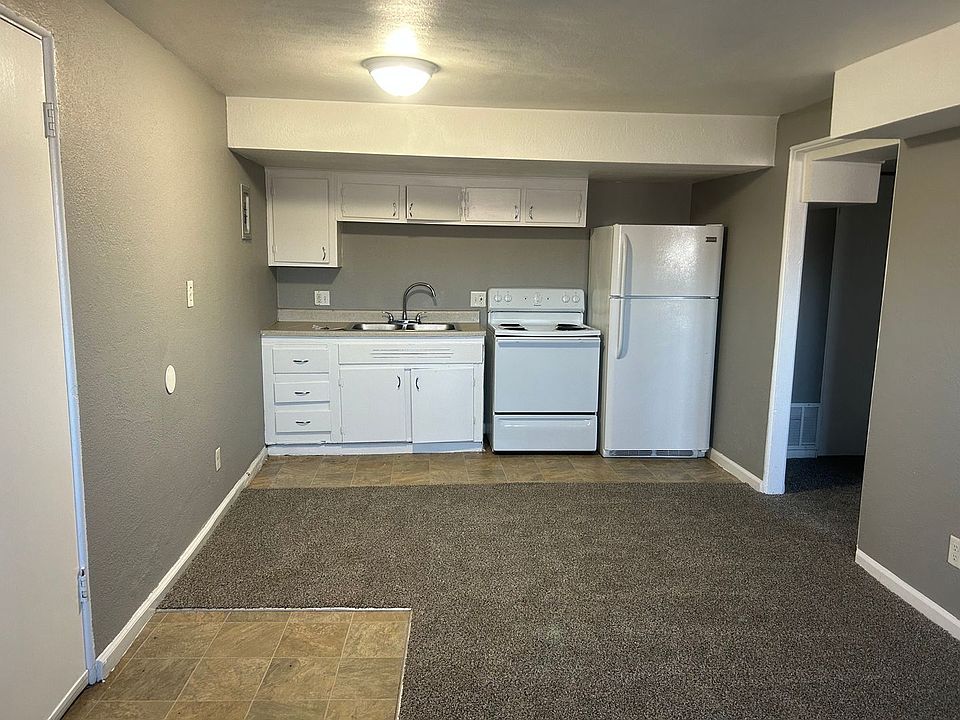1st image of 1050 Forest Ct APT 2