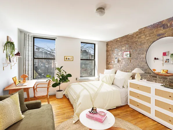 88 East Third Street image 1 of 7