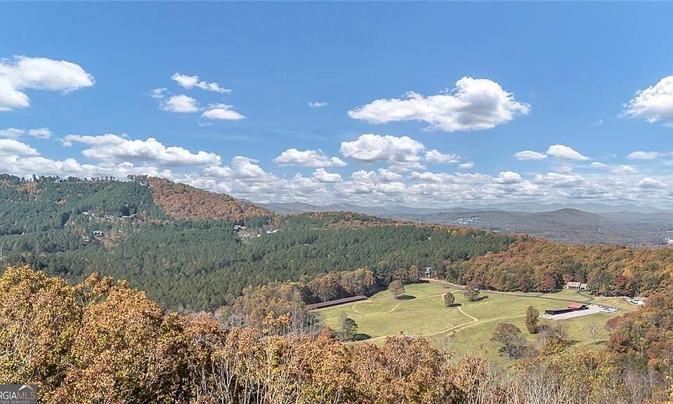 1st image of 98 Winding Rdg