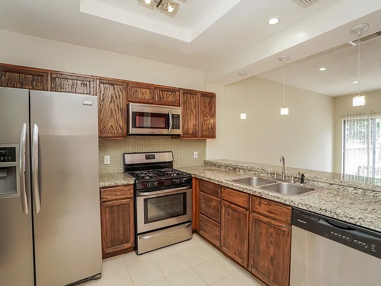 2910 Grants Lake Blvd #1505 — Photo 14