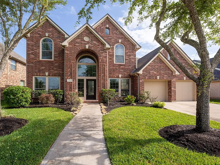3814 Hunters Gate Ct — Photo 3