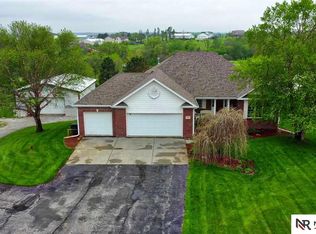 3101 Pheasant Ridge Rd, Lincoln, NE 68532