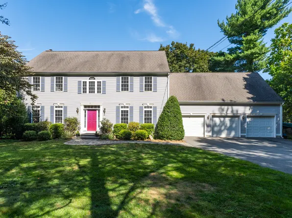 795 Nut Plains Road, Guilford, CT 06437