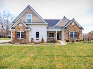 556 Wiggins Rd, Mooresville, NC 28115