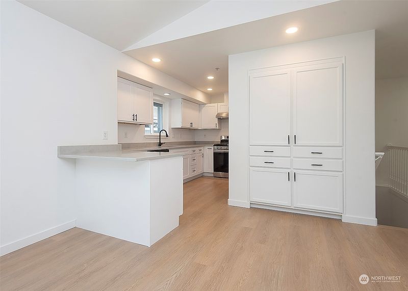 3rd image of 3116 12th Street