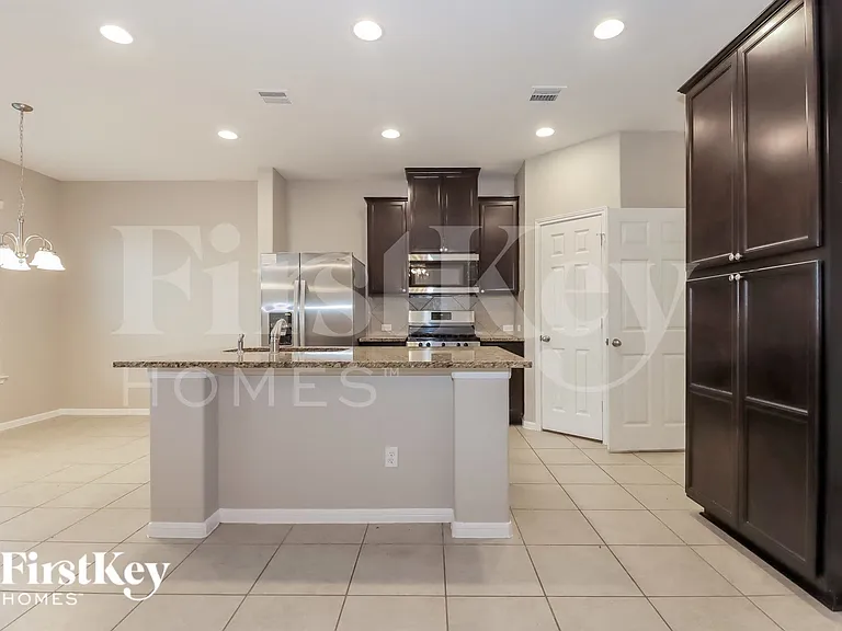 12907 Silverbank Run Dr — Photo 6