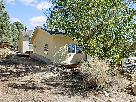 5th image of 46332 Pioneertown Rd
