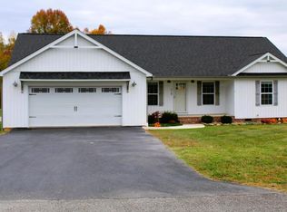 310 Golden Cir, Cookeville, TN 38506