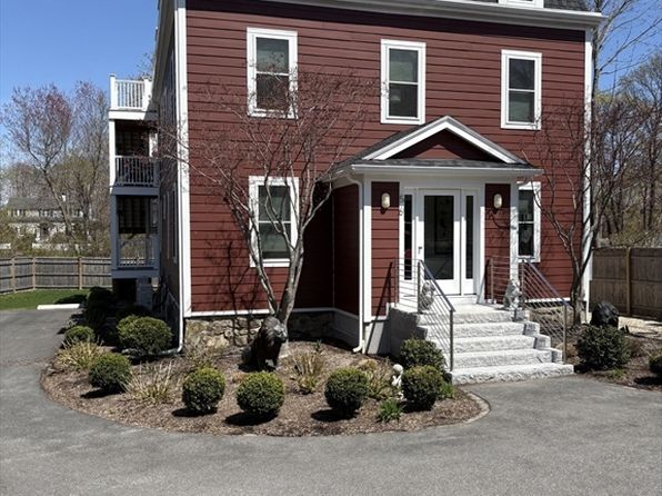 56 Spring St APT 3