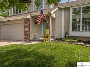 17005 Poppleton Ave, Omaha, NE 68130