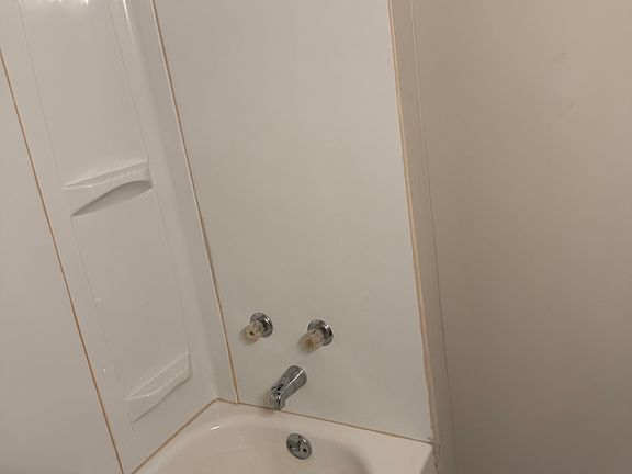4th image of 134 Hiawatha Dr