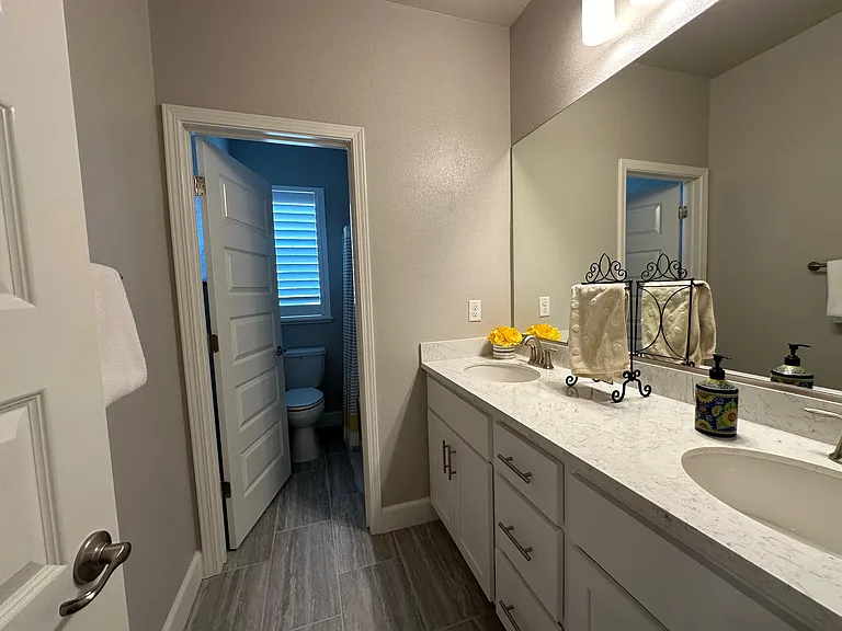 2720 Chuckwagon Ln — Photo 10