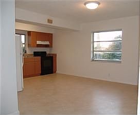 1st image of 8071 NW 44th Ct APT 1