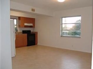 8071 NW 44th Ct APT 1, Coral Springs, FL 33065