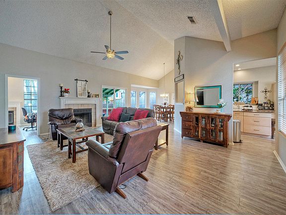 5th image of 8105 Elkhorn Mountain Trl