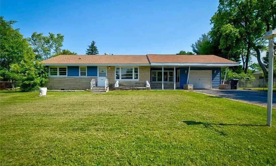 4224 E Lincoln Ave photo 1