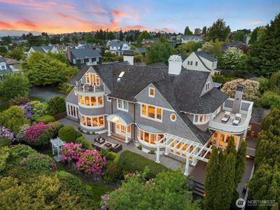 2720 W Galer Street, Seattle, WA, 98199