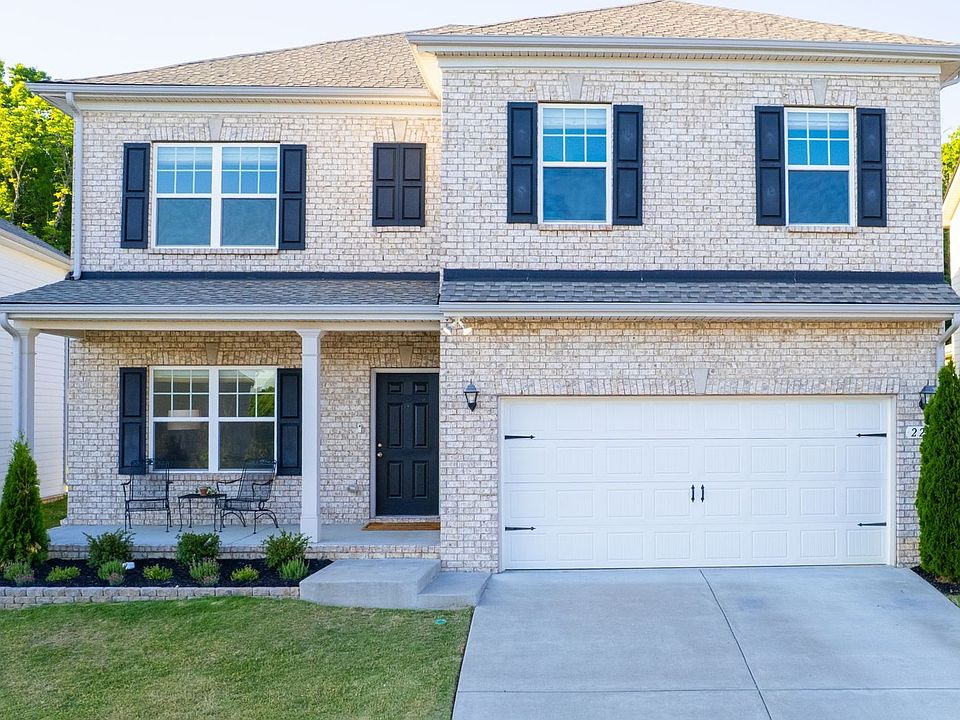 1st image of 224 Lightwood Dr