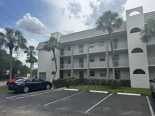 8100 Sunrise Lakes Blvd Photo 1