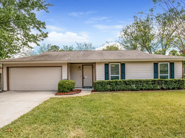 11544 Oak Park Dr, Jacksonville, FL 32225