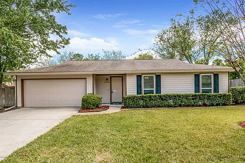 11544 Oak Park Dr Photo 1