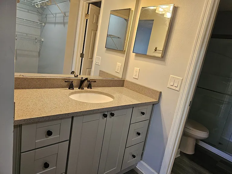 9510 Darien Ave — Photo 9