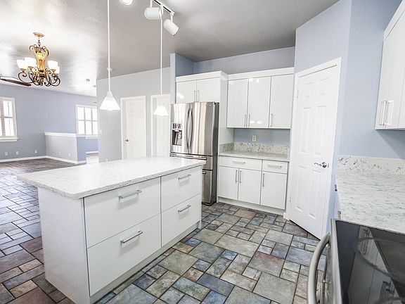 3rd image of 92-6055 Puapake St