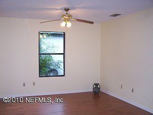 3rd image of 384 Broward St
