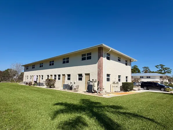 Palm City Apartments