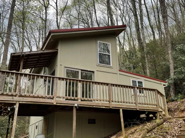 315 1/2 Tessie Ln, Black Mountain, NC 28711