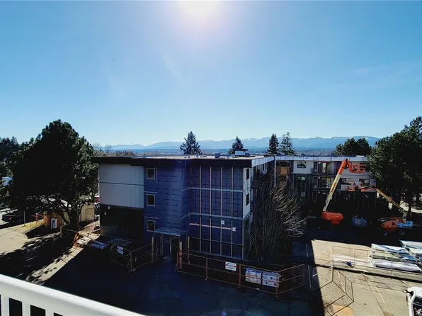 175 Centennial Dr #401, Courtenay, BC V9N 7M4