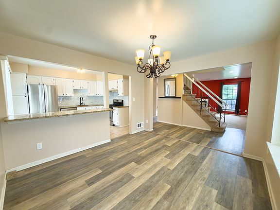 Family Dinning Room front
