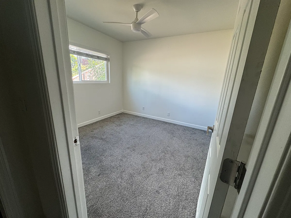 Building Photo - 1233 Titan Ct