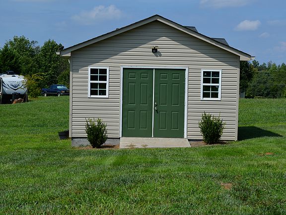 4th image of 30 Asbury Meadow Ct
