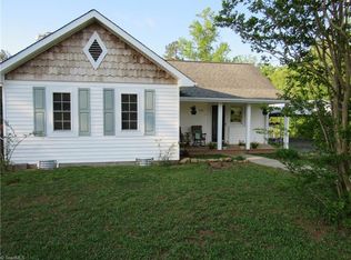 333 Northfield Dr, King, NC 27021