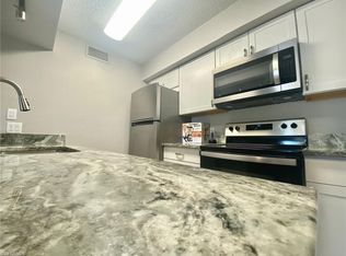 5321 Summerlin Rd #12, Fort Myers, FL 33919