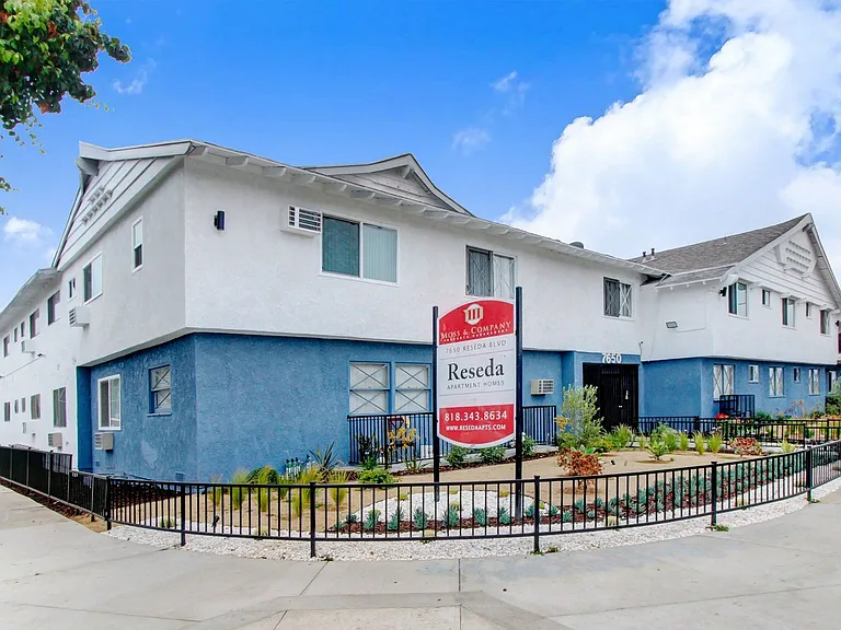 Reseda Apartments — Photo 63