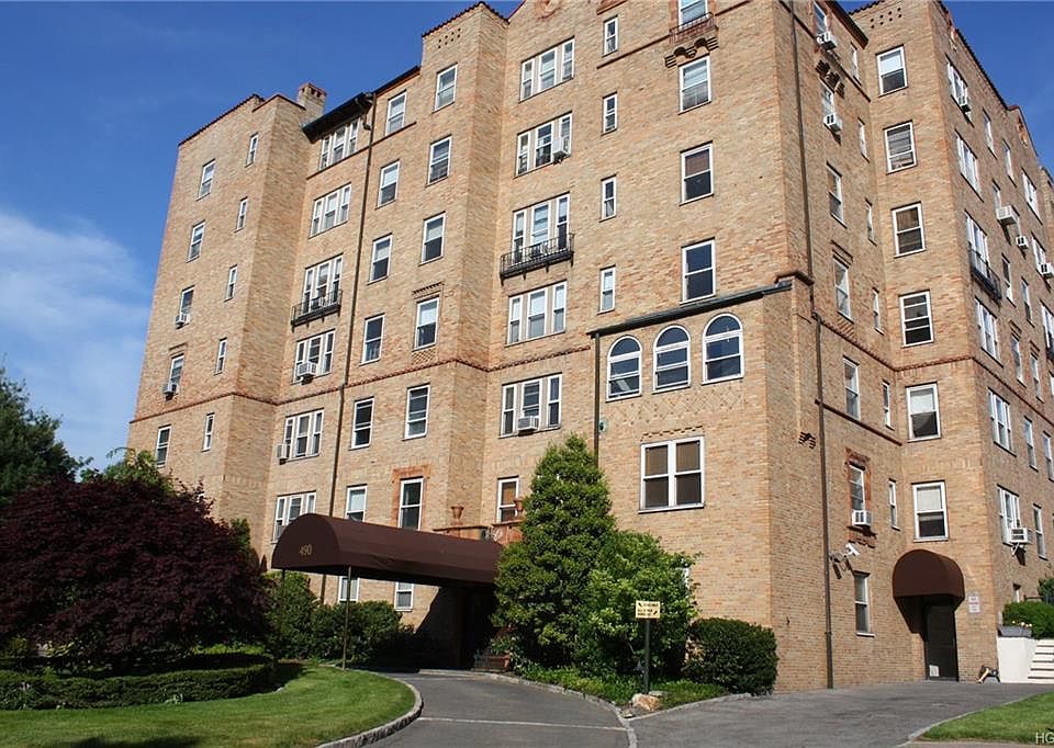 1st image of 490 Bleeker Ave