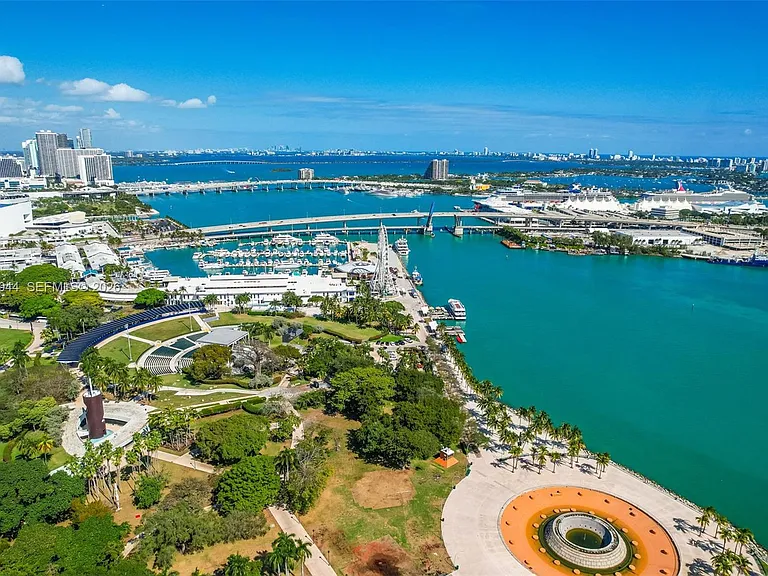 50 Biscayne Blvd #4208 — Photo 41