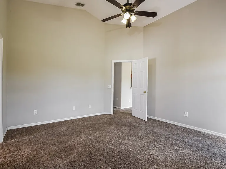 2331 Cobblefield Cir — Photo 7
