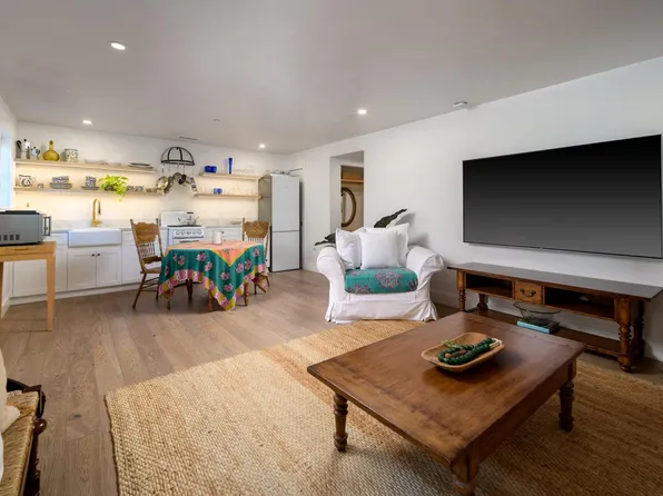 1703 Chapala St, Santa Barbara, CA