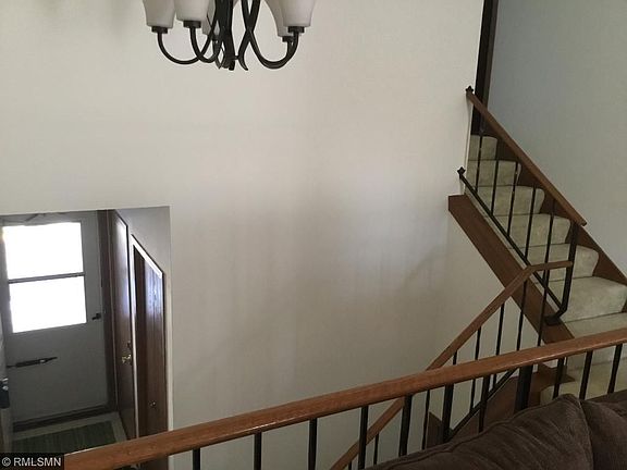 2nd image of 425 Whispering River Ln