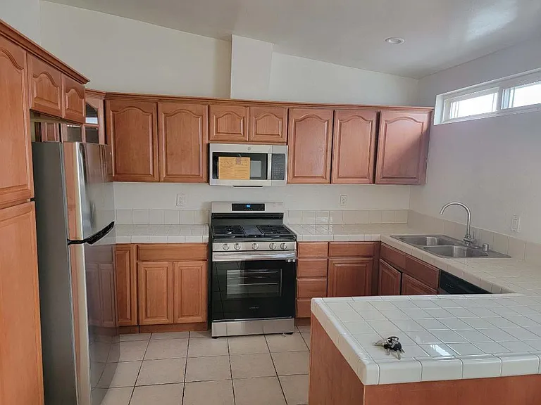3740 Midvale Ave #1 — Photo 8