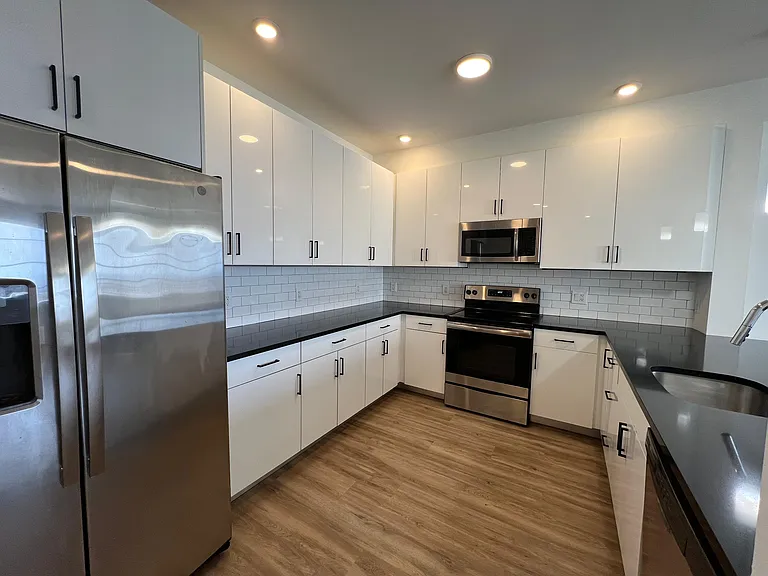 519 Cliff St #519E — Photo 2