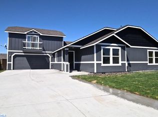 5706 Coppercap Mountain Ln, Pasco, WA
